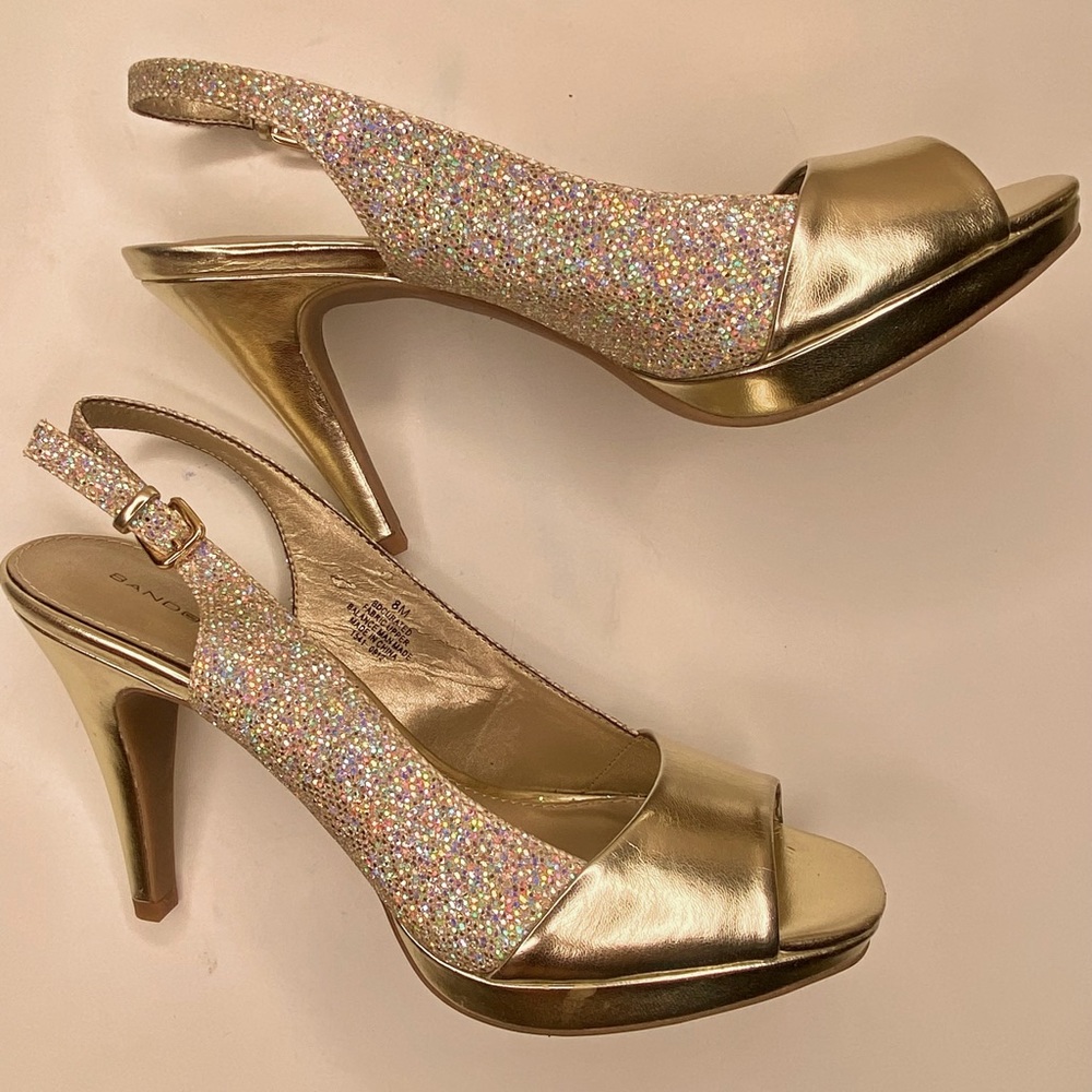 Golden Slippers. Evening Glam. Size 8 ½